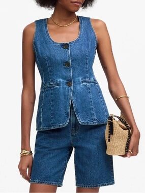 Madewell Denim Scoopneck Cutaway Vest in Dowe Wash